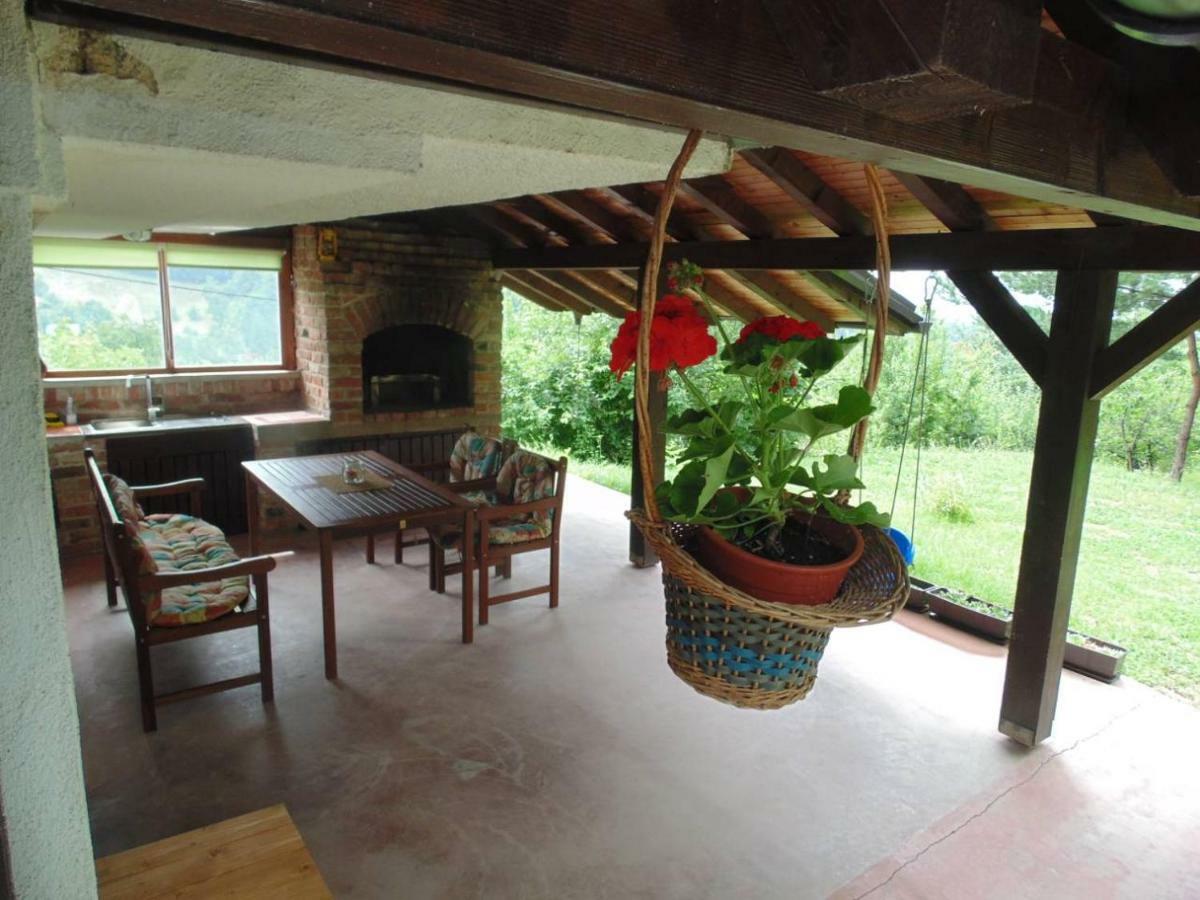 Holiday Home Alibegovic Високо Экстерьер фото