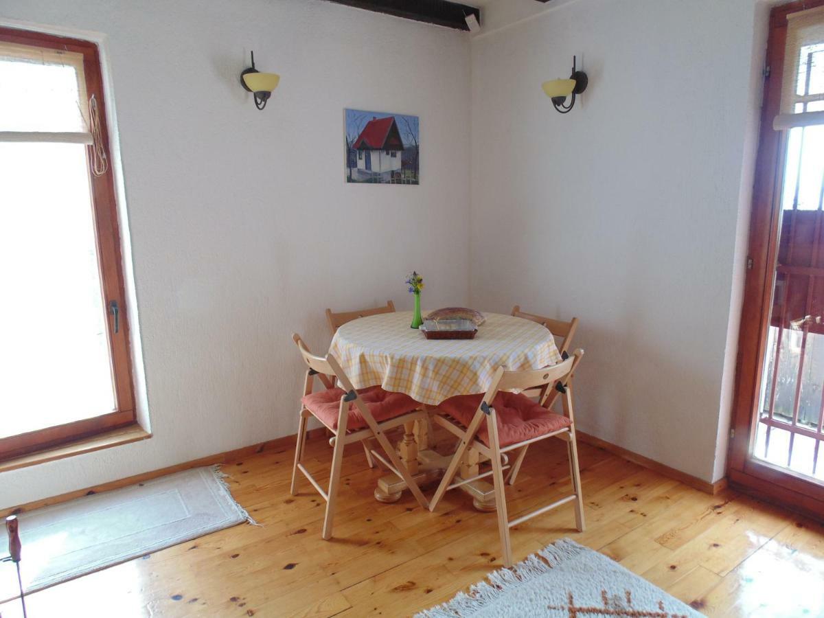 Holiday Home Alibegovic Високо Экстерьер фото